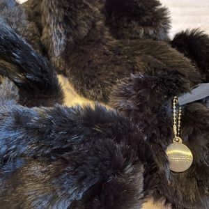 Short black scarf made by Harricana